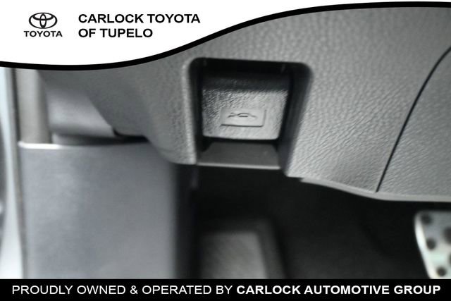 Used 2025 Toyota Camry SE w/ Multimedia Upgrade Package FWD image 22