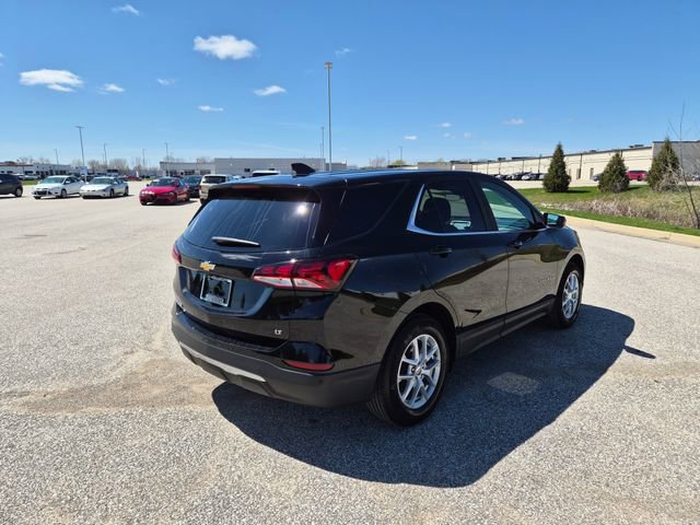 Used 2024 Chevrolet Equinox LT FWD image 5