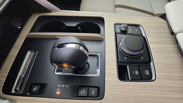 New 2026 MAZDA CX-90 Plug-In Hybrid w/ Premium Plus AWD/4WD image 33