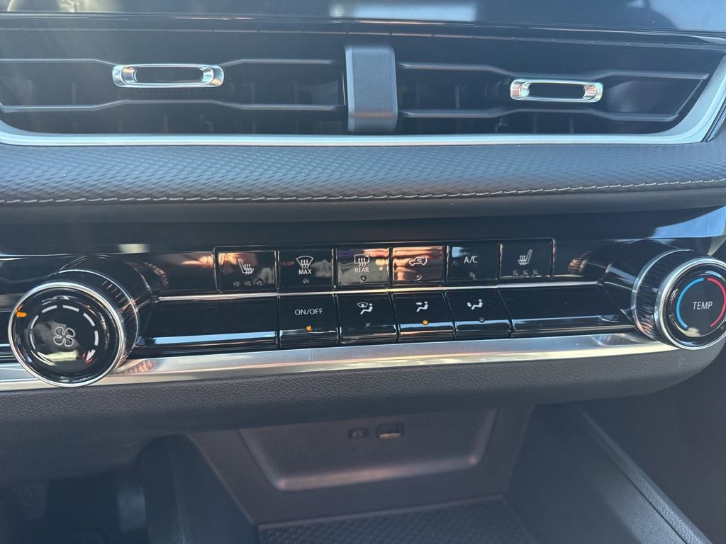 New 2026 Chevrolet Equinox LT image 17