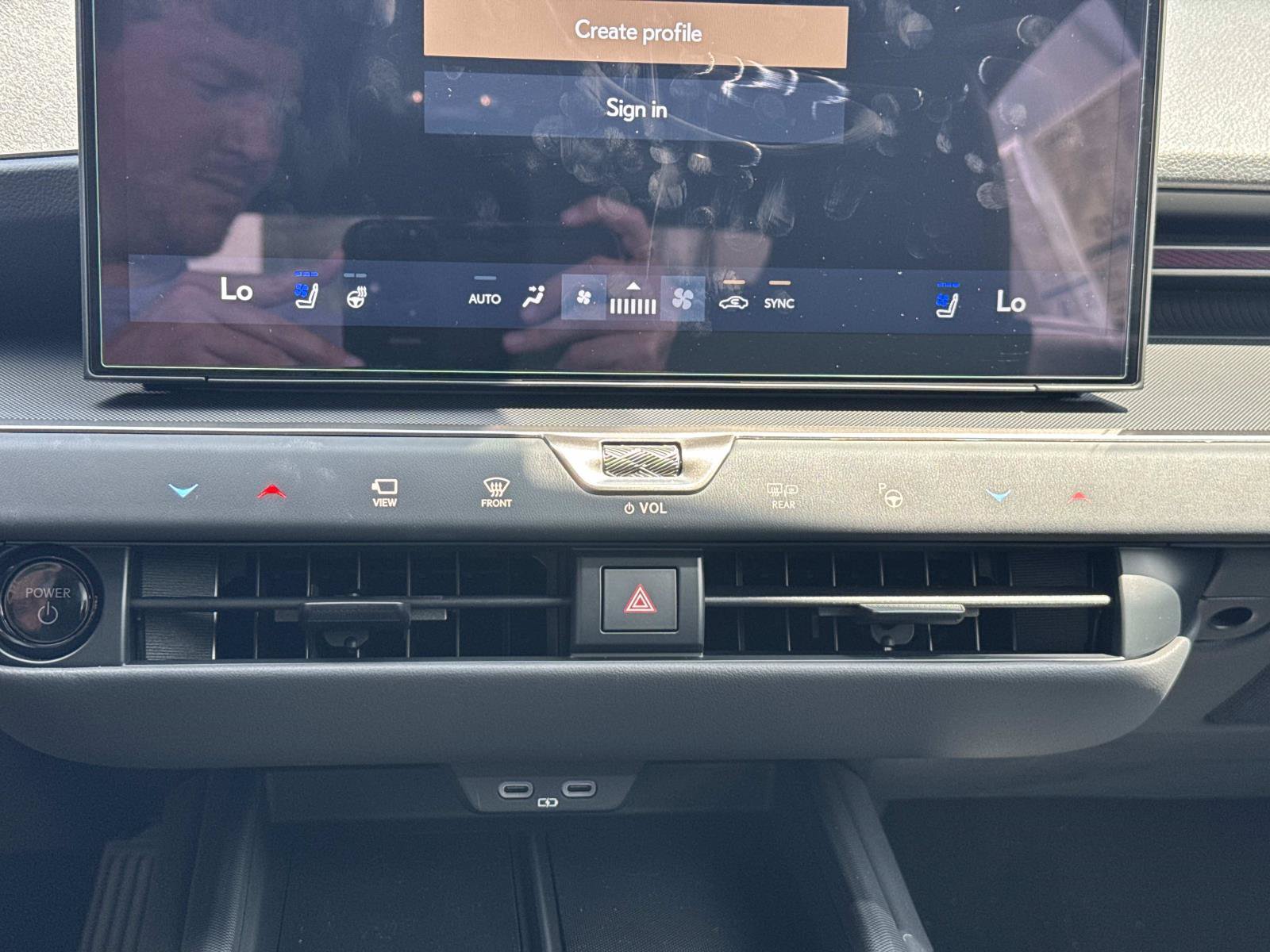New 2026 Lexus ES 350h AWD image 25