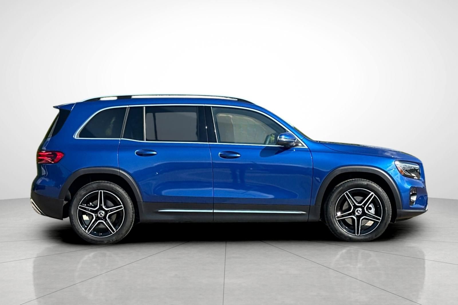 New 2026 Mercedes-Benz GLB 250 image 30