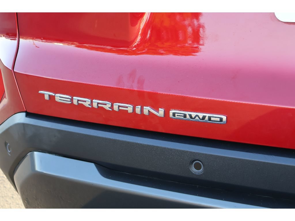 Used 2025 GMC Terrain Elevation AWD/4WD image 14