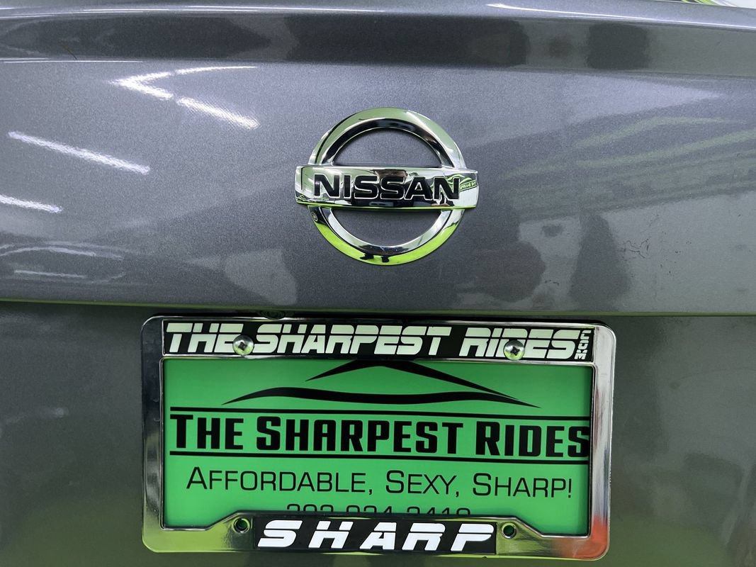Used 2020 Nissan Versa S FWD image 13