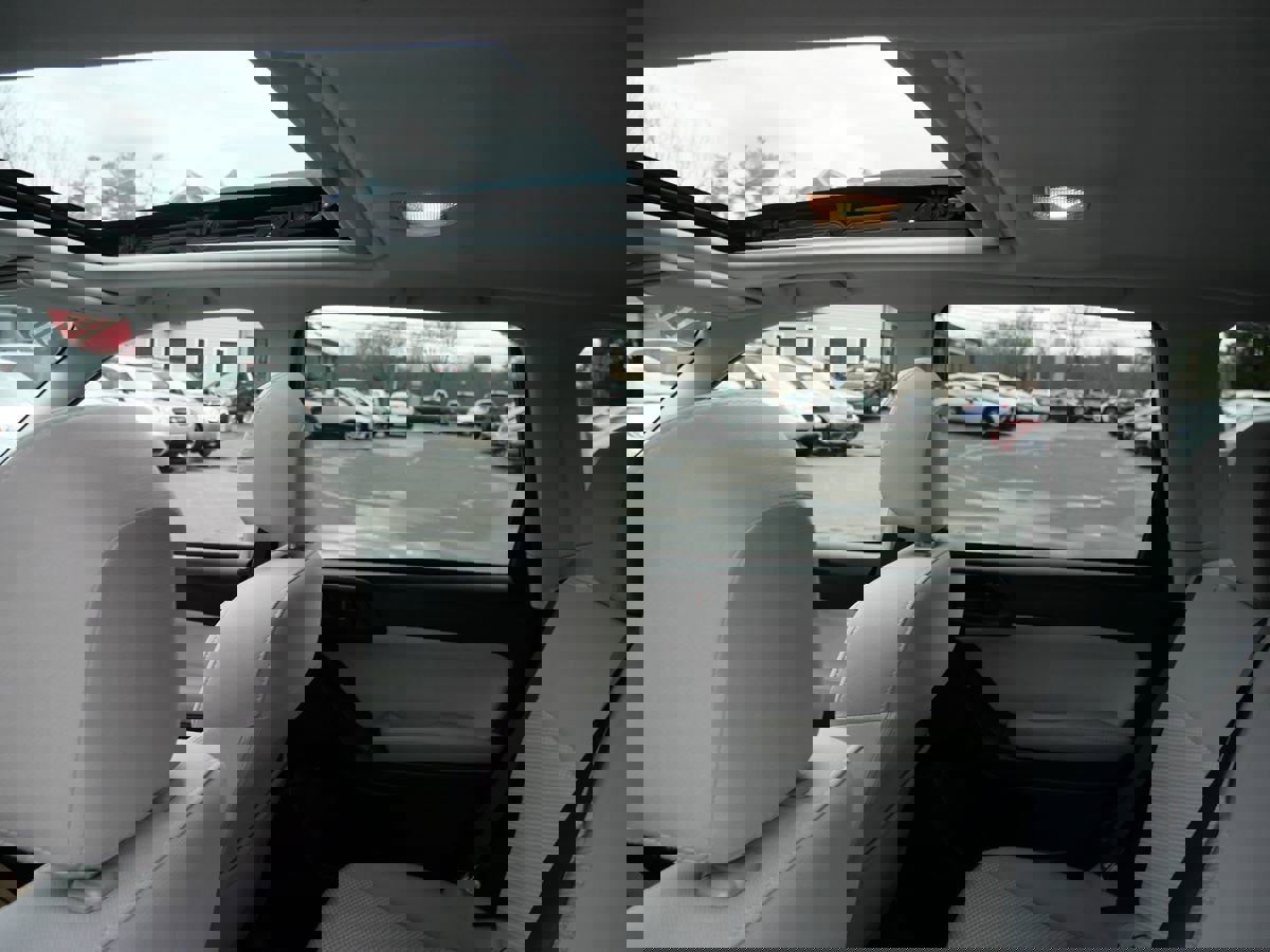 Used 2016 Subaru Forester 2.5i Premium w/ All-Weather Package image 20