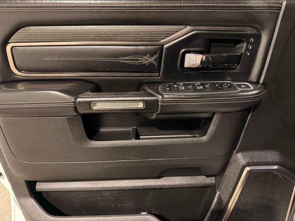 Used 2022 RAM 2500 Limited w/ Towing Technology Group image 14