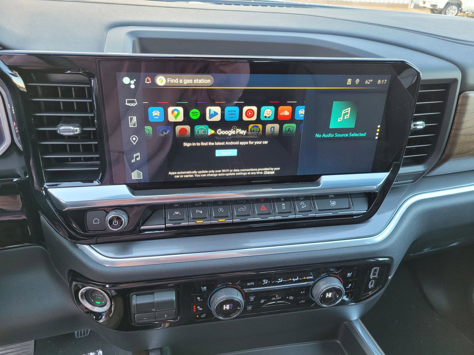 New 2026 Chevrolet Silverado 1500 High Country w/ Technology Package AWD/4WD image 14