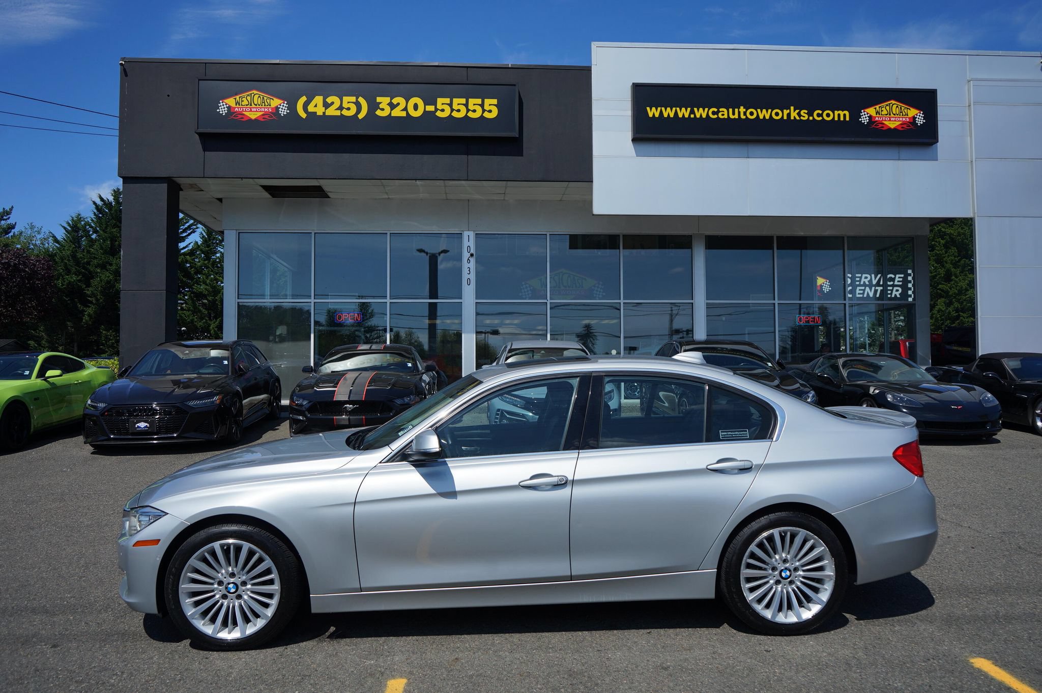 Used 2015 BMW 328i xDrive Sedan AWD/4WD image 2