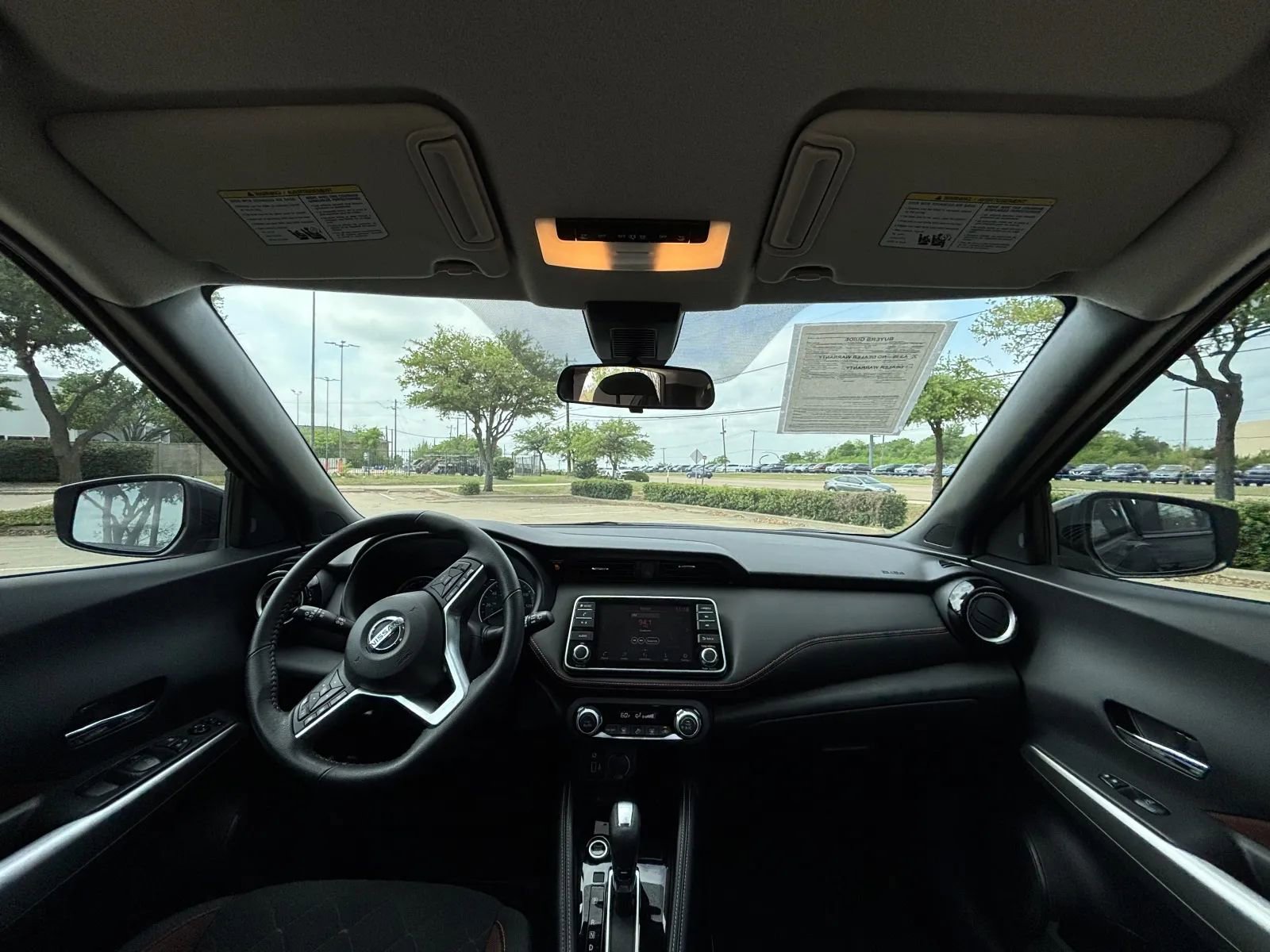 Used 2020 Nissan Kicks SR FWD image 20