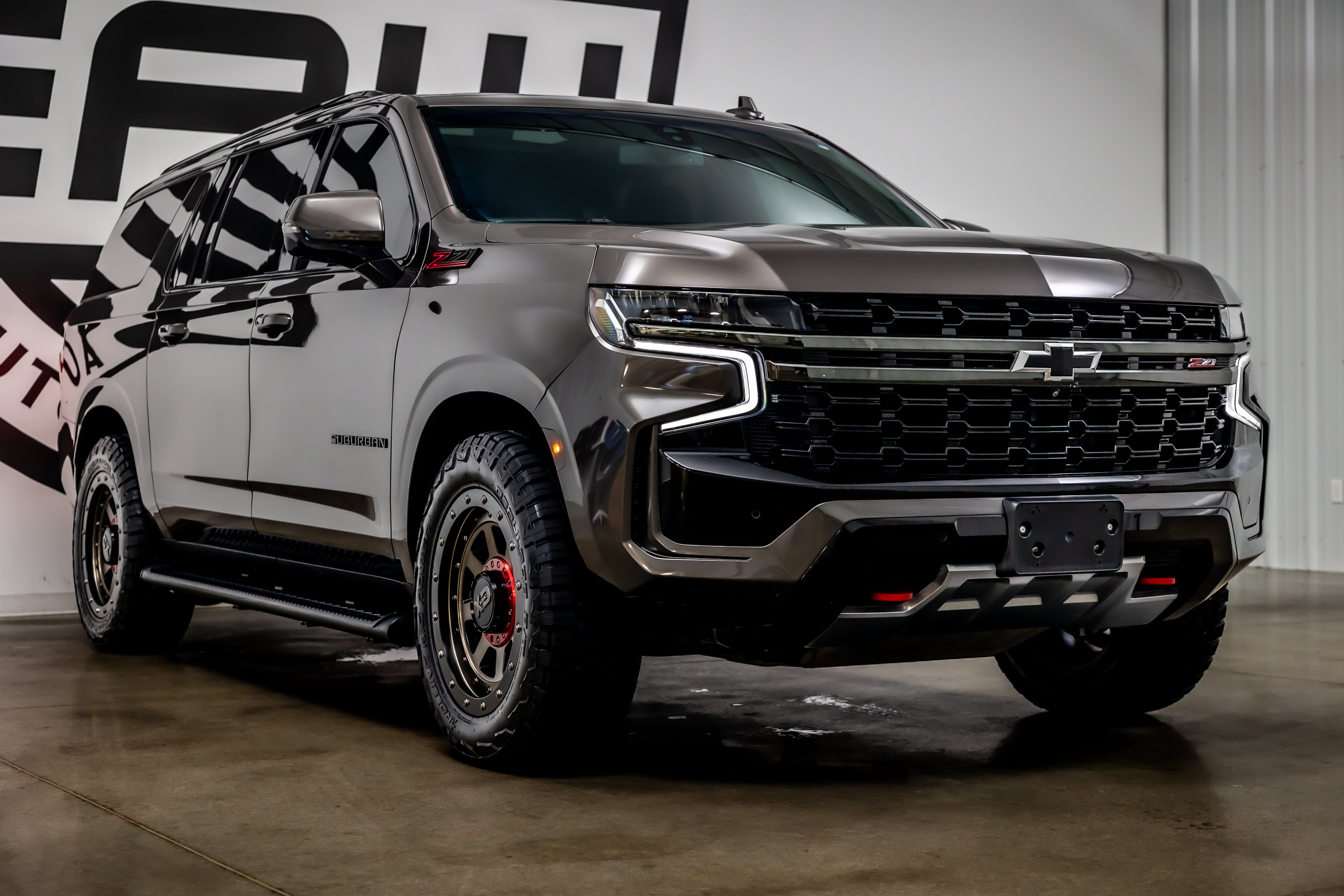 Used 2021 Chevrolet Suburban Z71 w/ Z71 Off-Road Package AWD/4WD image 28