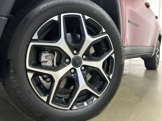 Used 2026 Jeep Compass Limited image 28