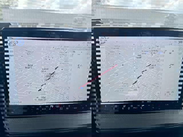 New 2025 Ford Maverick Lariat w/ Black Appearance Package image 18