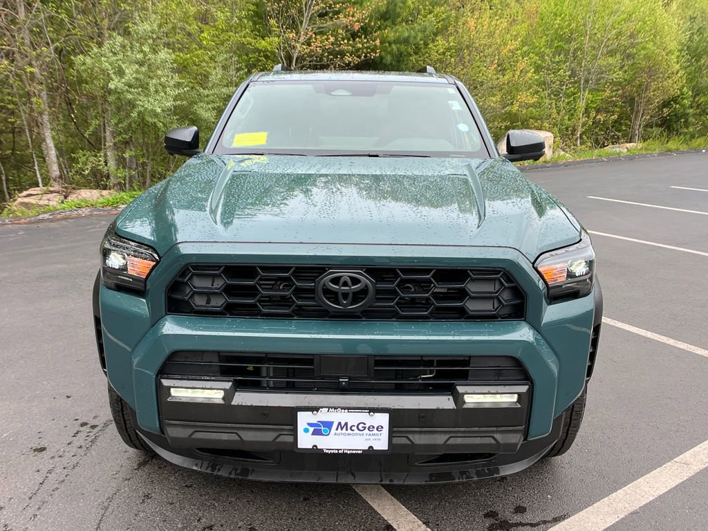 Used 2025 Toyota 4Runner TRD Off-Road Premium AWD/4WD image 8