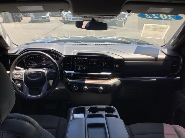 Used 2022 GMC Sierra 1500 Elevation w/ LPO, Elevation Black Package AWD/4WD image 6