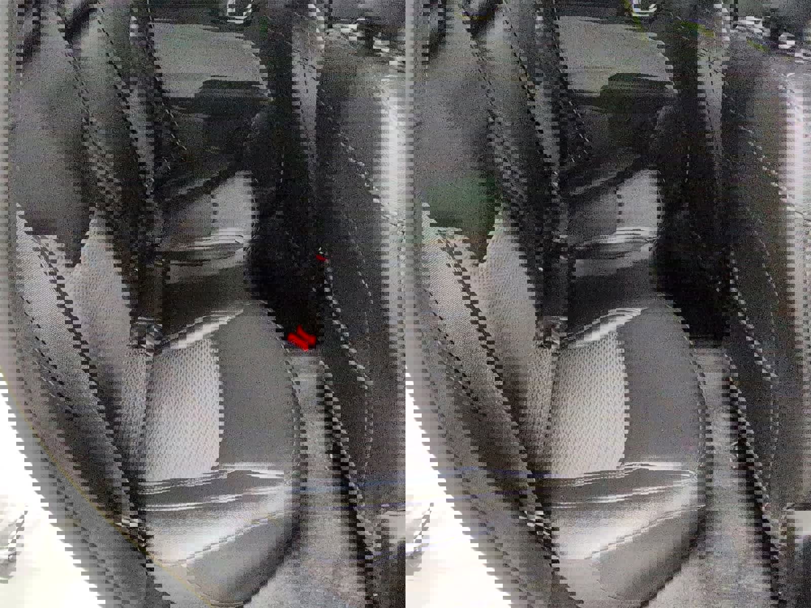 Used 2025 Jeep Compass Latitude image 21