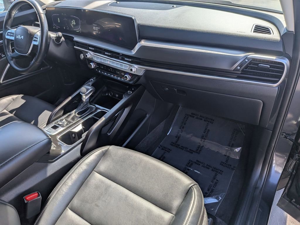 Used 2025 Kia Telluride S image 27