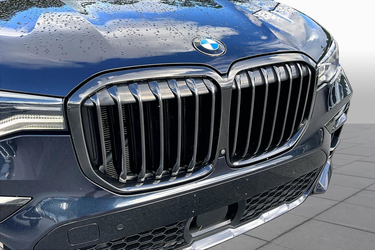 Used 2021 BMW X7 xDrive40i w/ M Sport Package AWD/4WD image 30