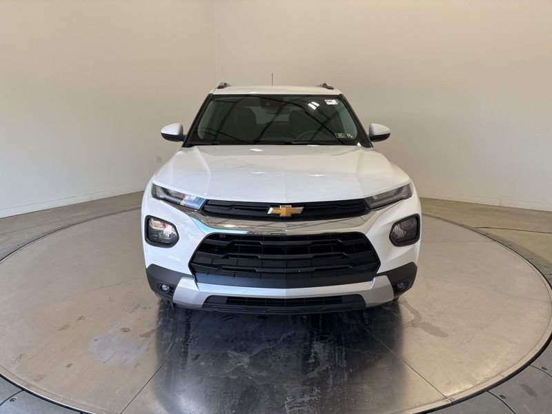 Used 2023 Chevrolet TrailBlazer LT FWD image 2