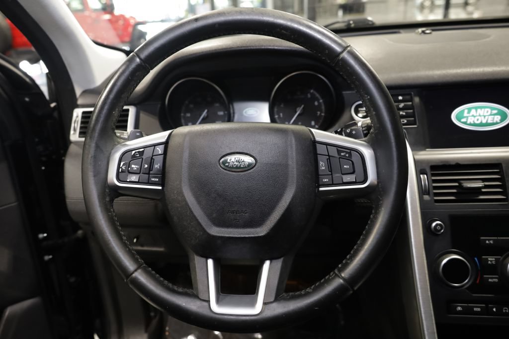 Used 2017 Land Rover Discovery Sport SE AWD/4WD image 23