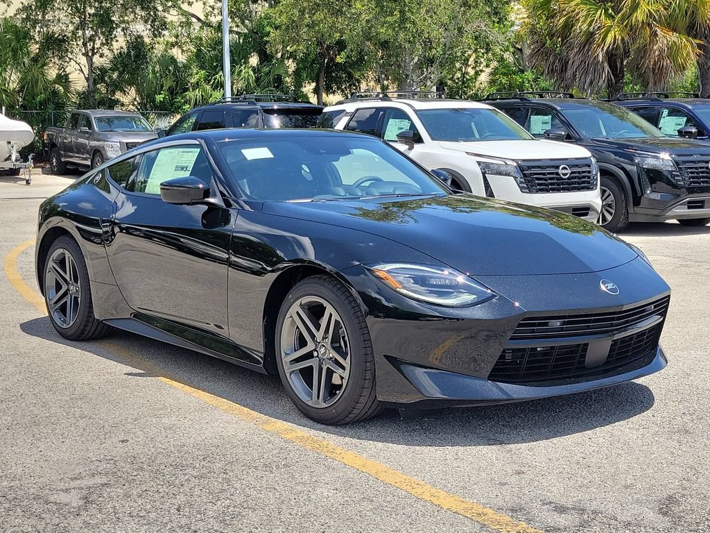 New 2027 Nissan Z Performance RWD image 3