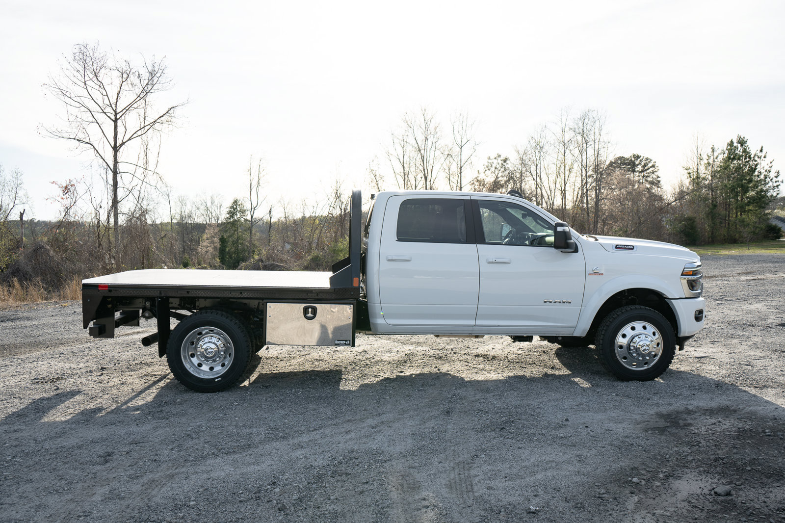 New 2026 RAM 4500 4x4 Crew Cab DRW w/ Laramie Trim Package image 10