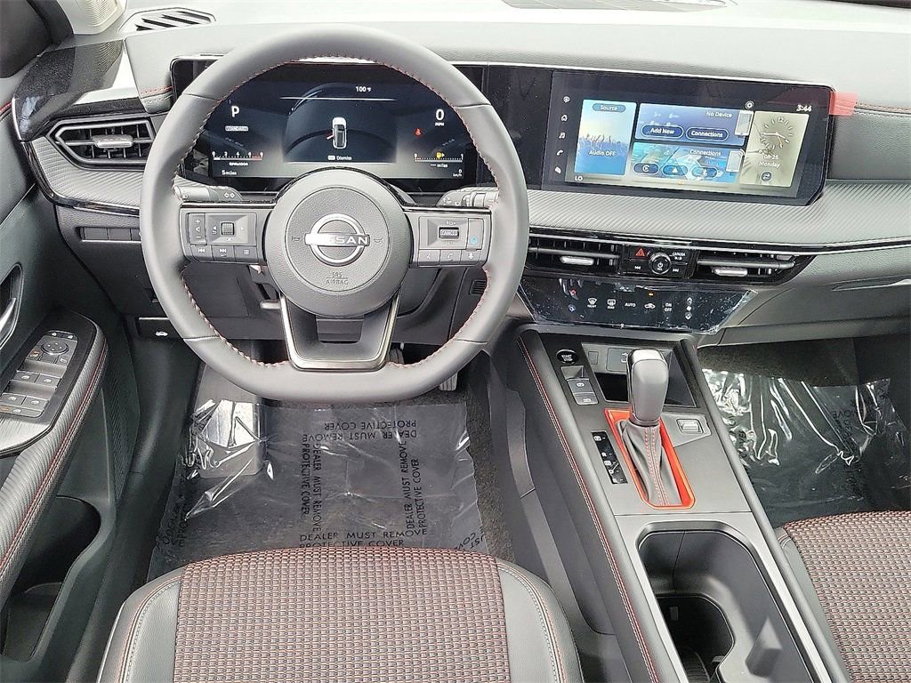 New 2025 Nissan Kicks SR image 5