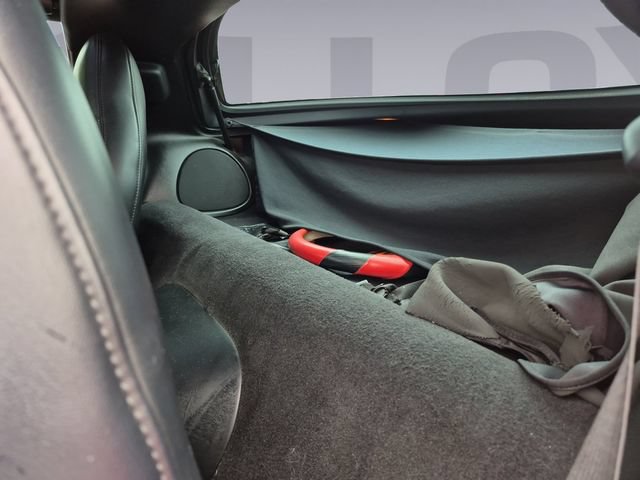 Used 2004 Chevrolet Corvette Coupe RWD image 16