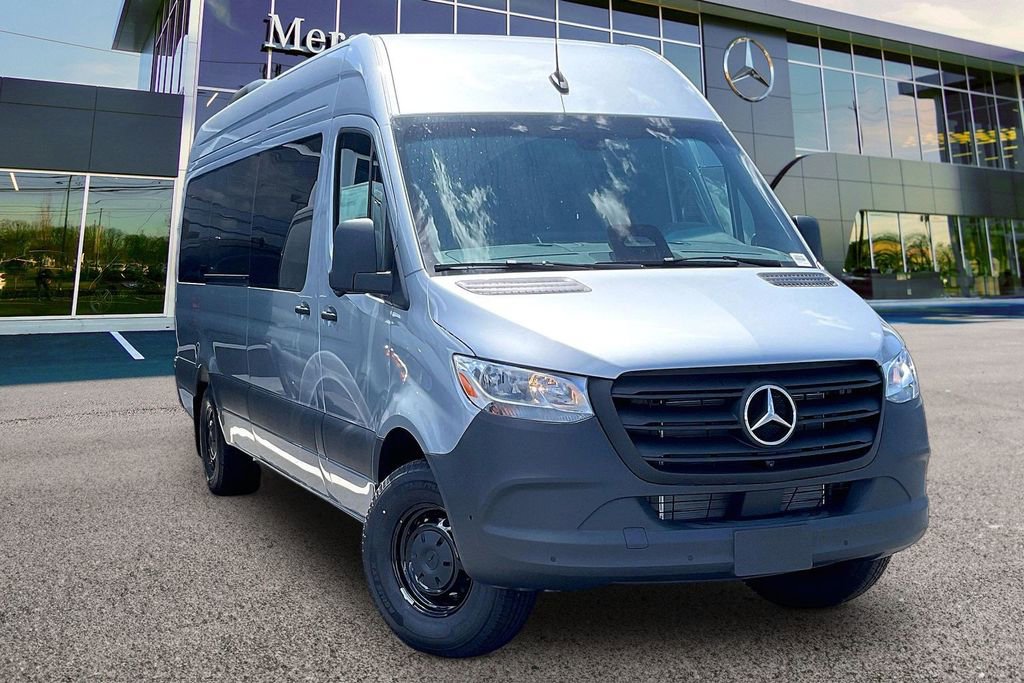 New 2026 Mercedes-Benz Sprinter 2500 video 1