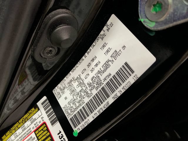 Used 2022 Toyota Tacoma TRD Off-Road w/ Technology Package AWD/4WD image 31