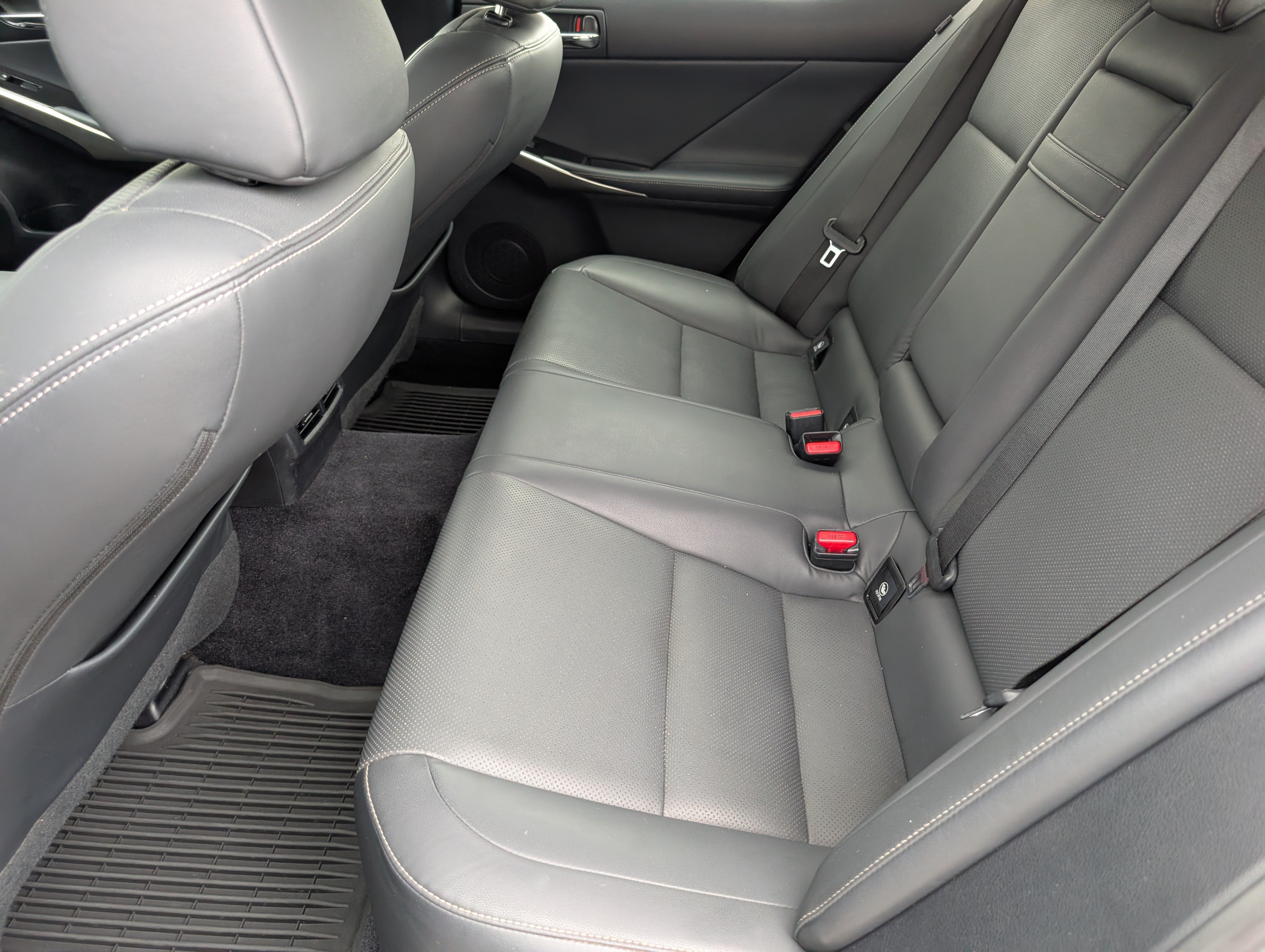Used 2014 Lexus IS 250 AWD w/ Navigation Package image 11