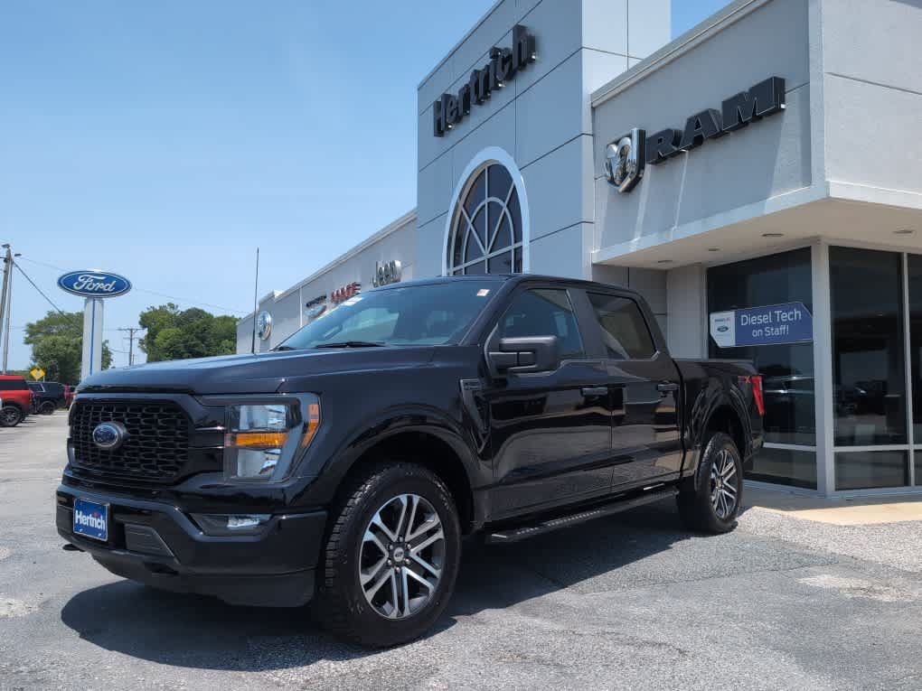 Used 2023 Ford F150 XL w/ STX Appearance Package AWD/4WD image 1