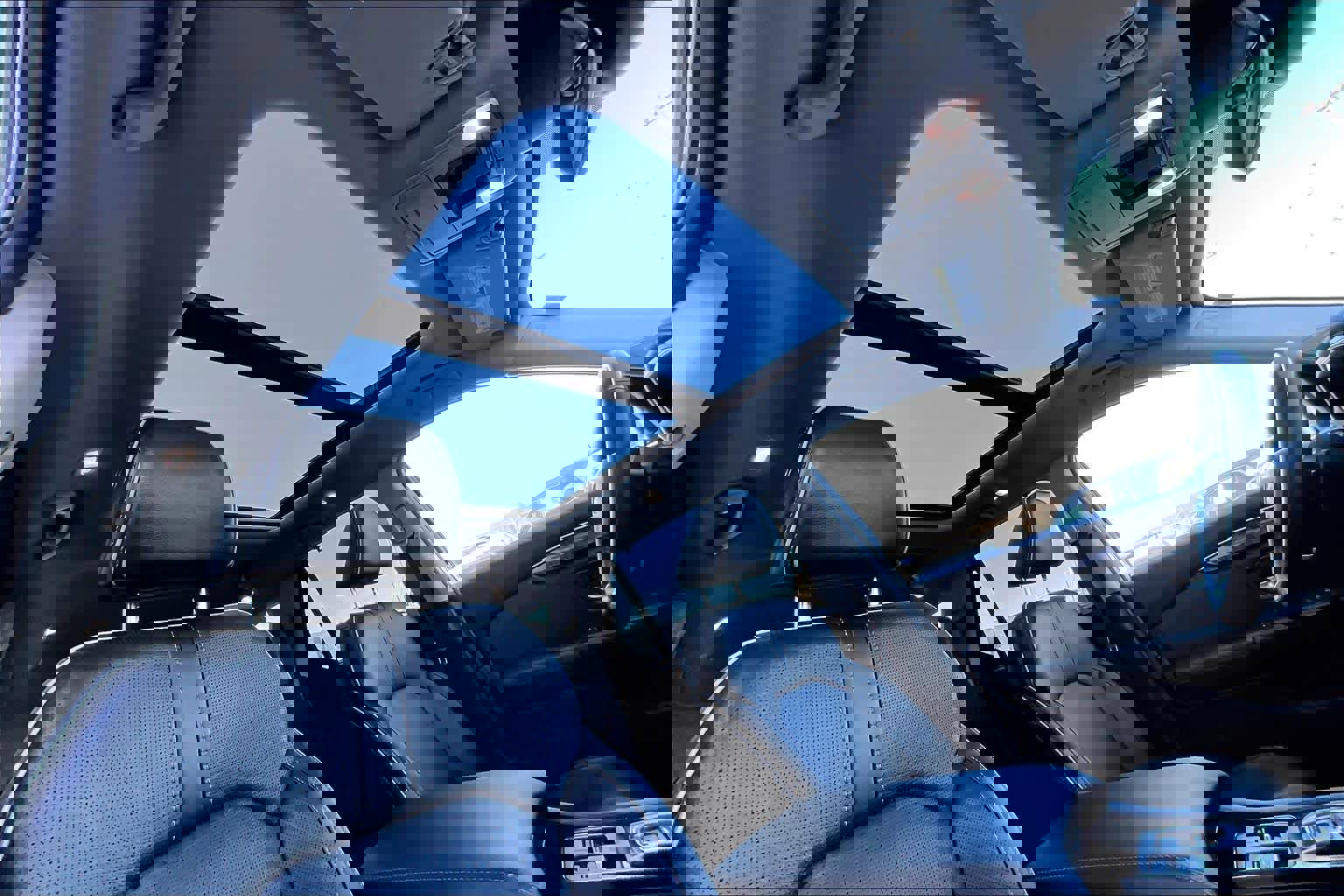 Used 2025 Honda Pilot Elite image 14