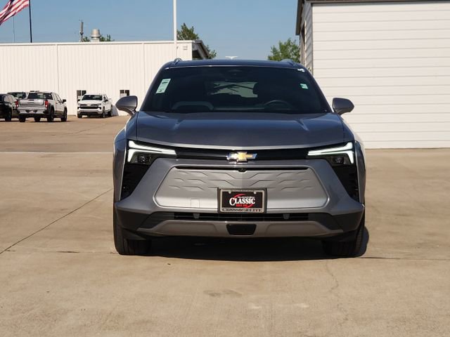 Used 2024 Chevrolet Blazer EV LT AWD/4WD image 2