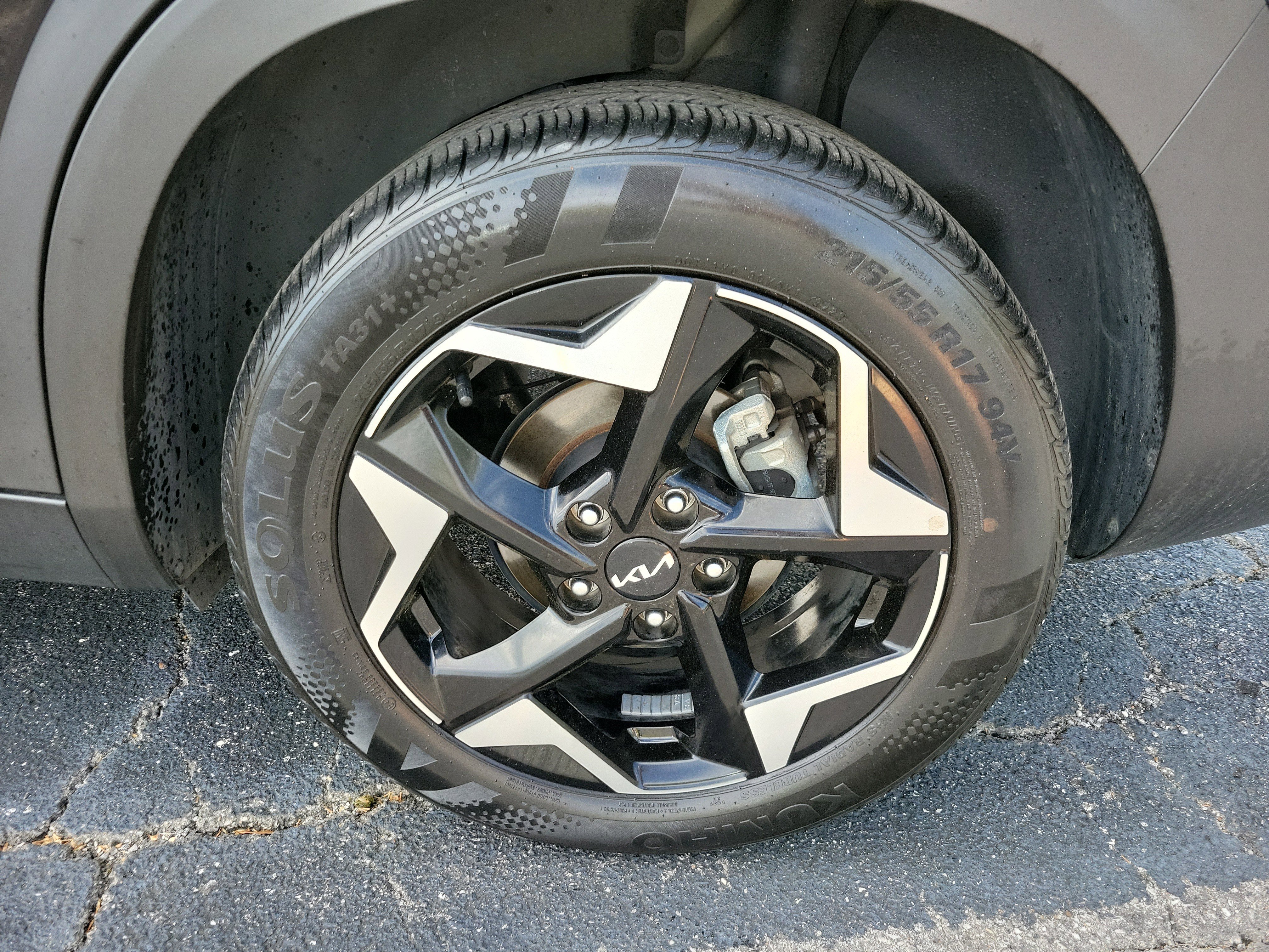 Used 2024 Kia Seltos EX image 28