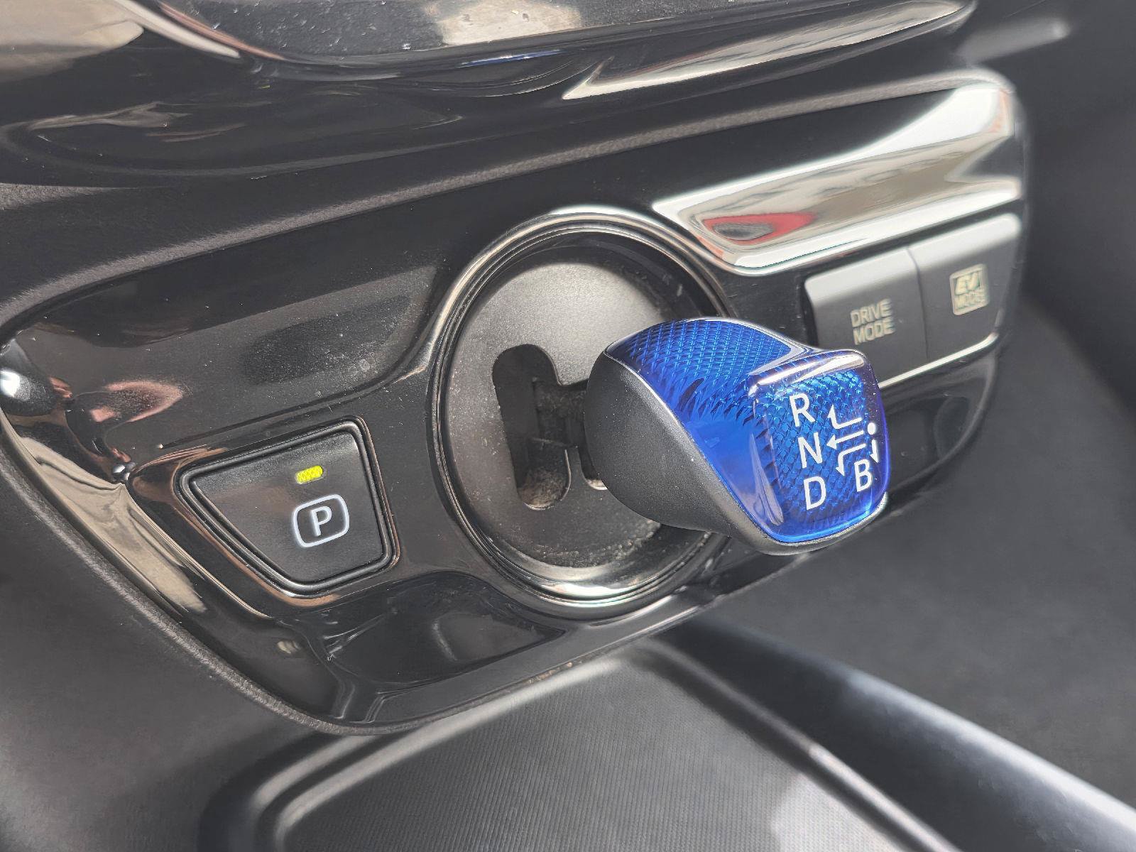 Used 2019 Toyota Prius LE FWD image 16