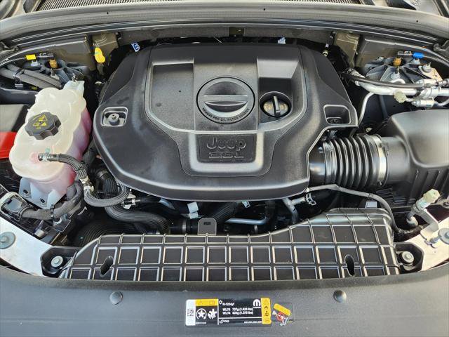 Certified 2023 Jeep Grand Cherokee Summit image 31