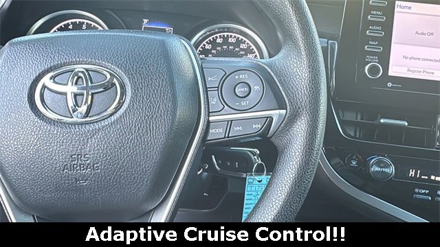 Used 2024 Toyota Camry LE image 5