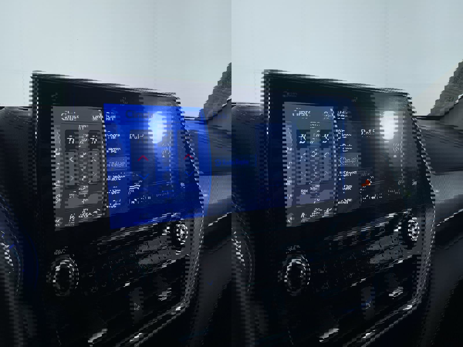 Used 2022 Toyota Highlander Platinum image 18