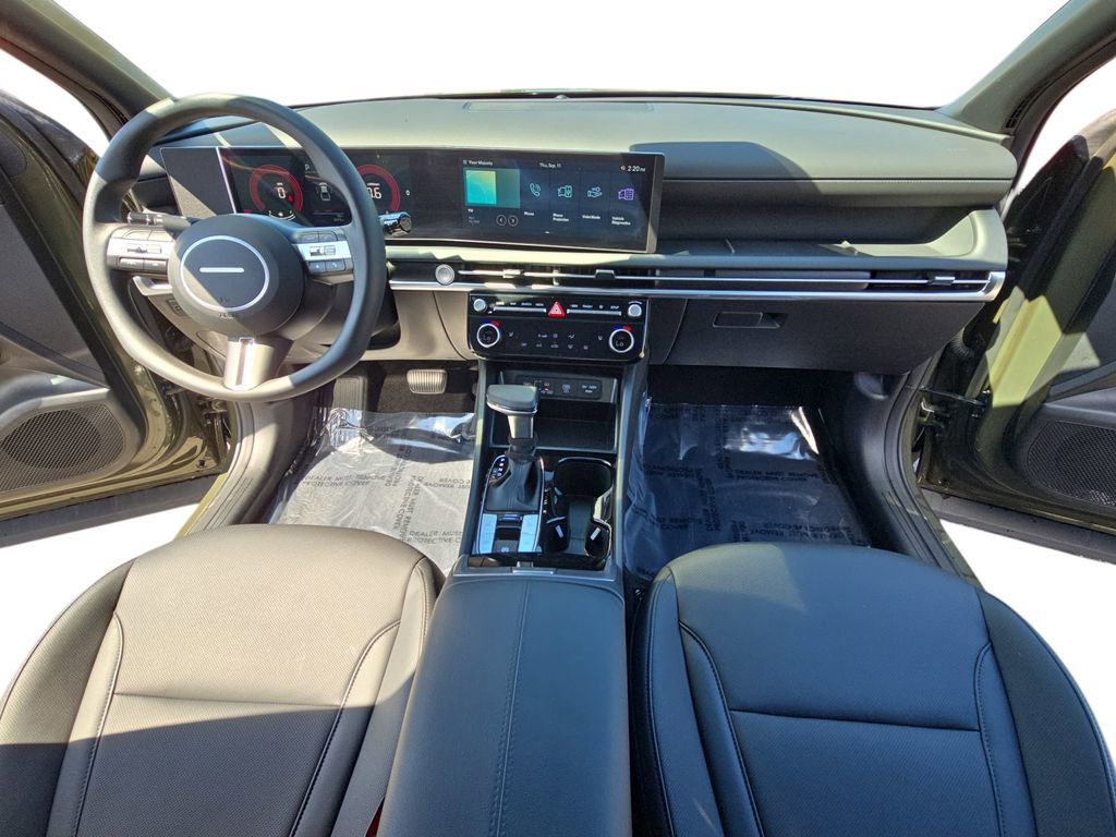 Used 2025 Hyundai Santa Cruz SEL image 9