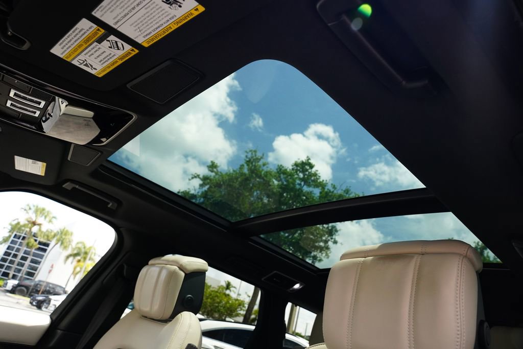 Used 2020 Land Rover Range Rover Sport Autobiography image 5