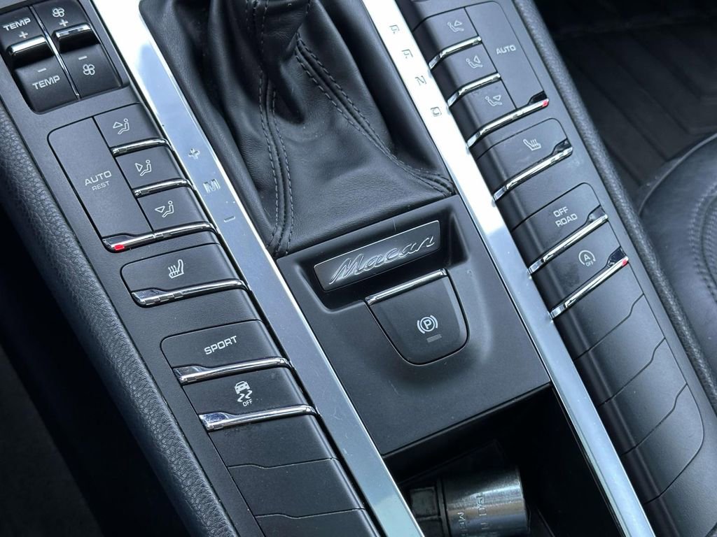 Used 2016 Porsche Macan S image 29
