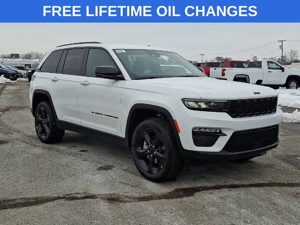 New 2025 Jeep Grand Cherokee Limited w/ Black Appearance Package AWD/4WD image 1