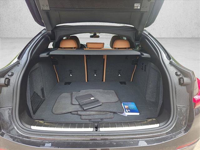 Used 2025 BMW X4 xDrive30i image 6