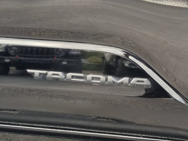 Used 2025 Toyota Tacoma TRD Sport RWD image 13