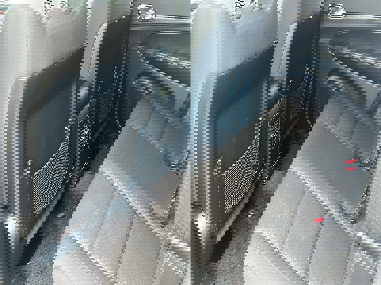 Used 2018 Jeep Grand Cherokee Laredo image 18