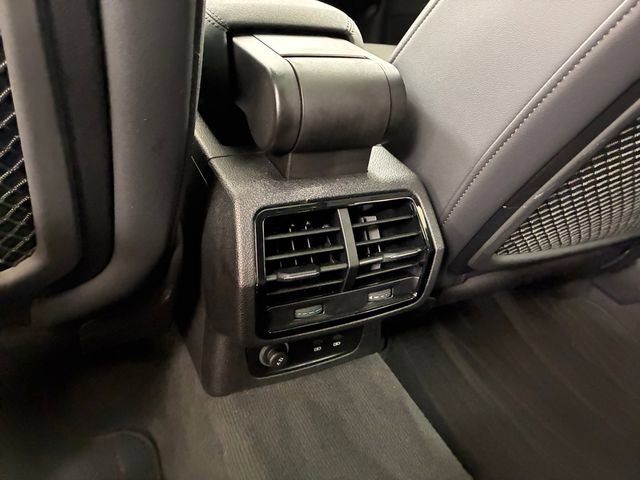 Used 2025 Audi Q3 2.0T Premium AWD/4WD image 19