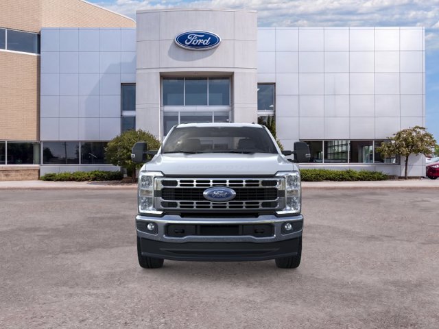 New 2026 Ford F350 XLT w/ FX4 Off-Road Package AWD/4WD image 6
