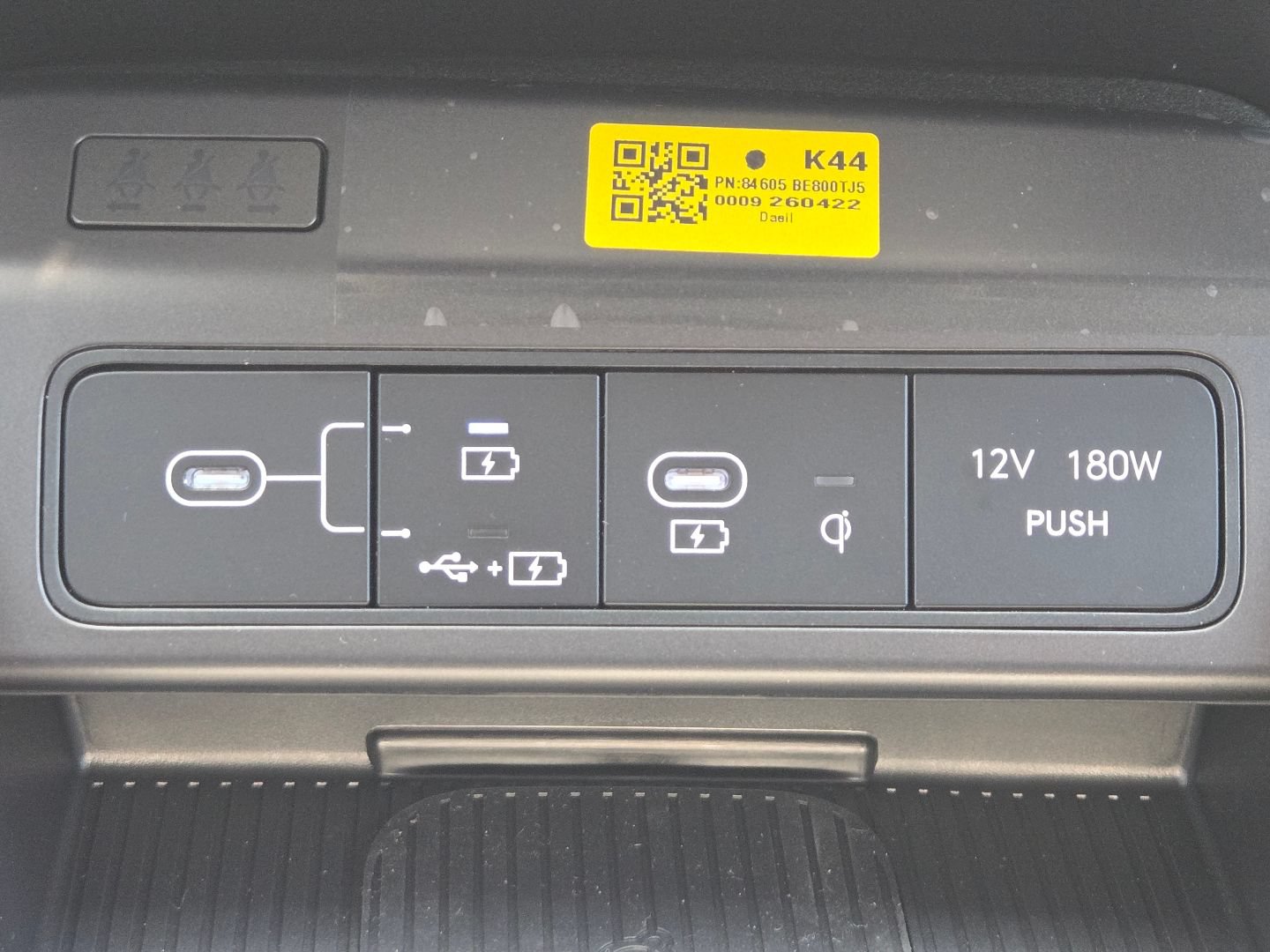 New 2026 Hyundai Kona Limited AWD/4WD image 12