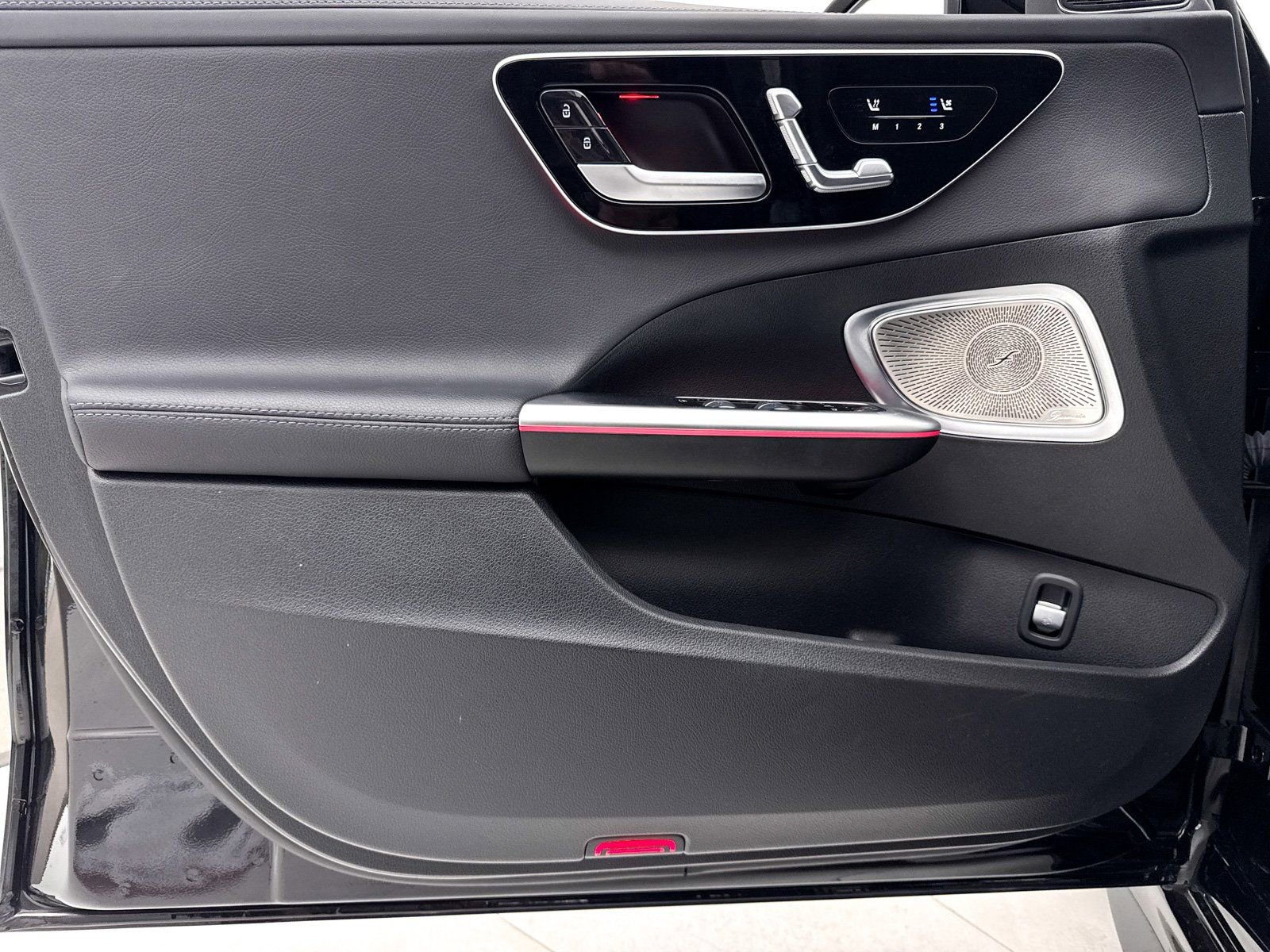 Used 2024 Mercedes-Benz C 300 4MATIC Sedan w/ AMG Line w/ Night Package image 27