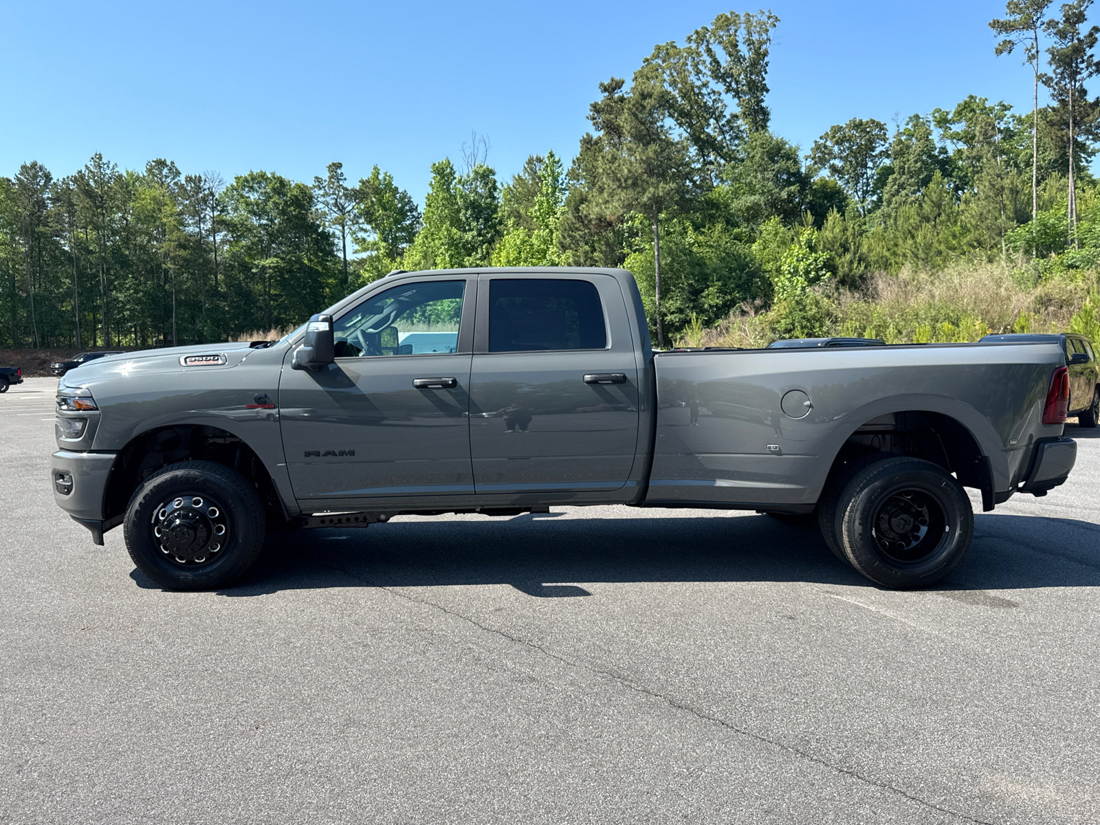 New 2026 RAM 3500 Big Horn AWD/4WD image 8